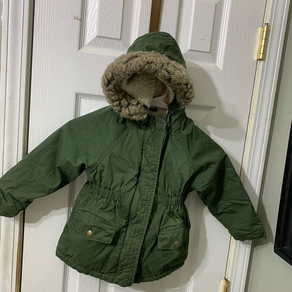 Old Navy coat size 5t.